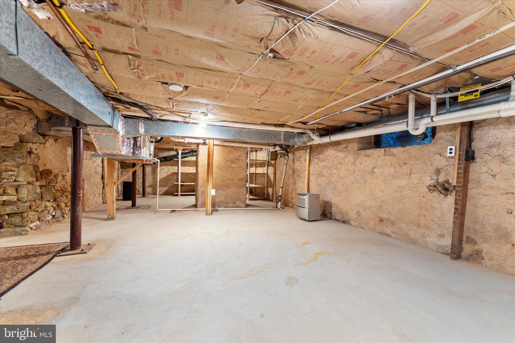 16999 Highland Cir