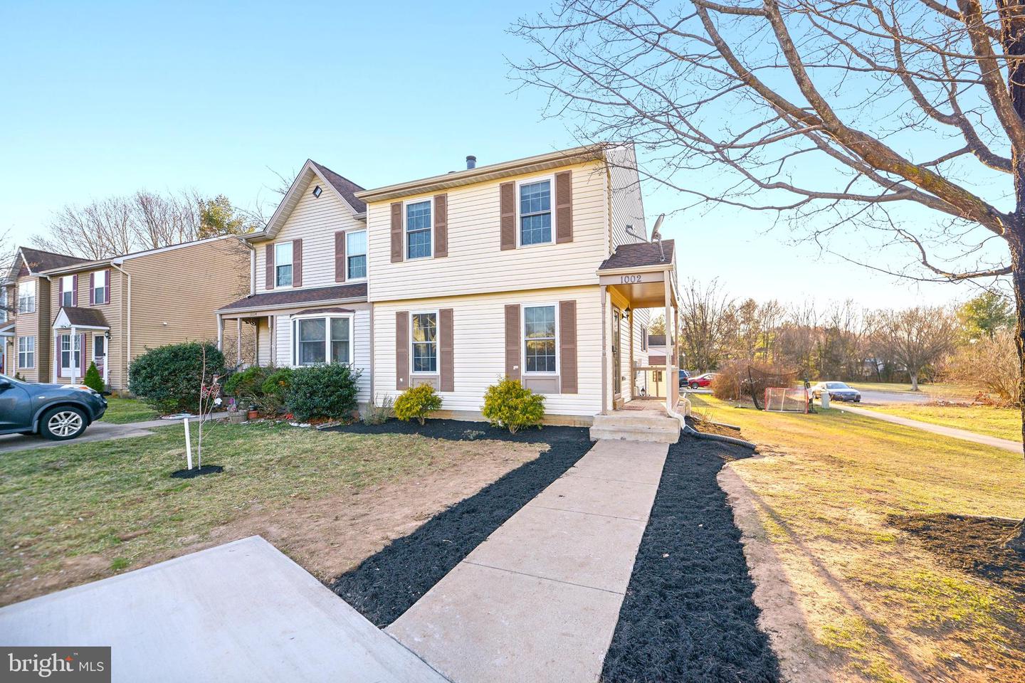 1002 Clymer Ct NE