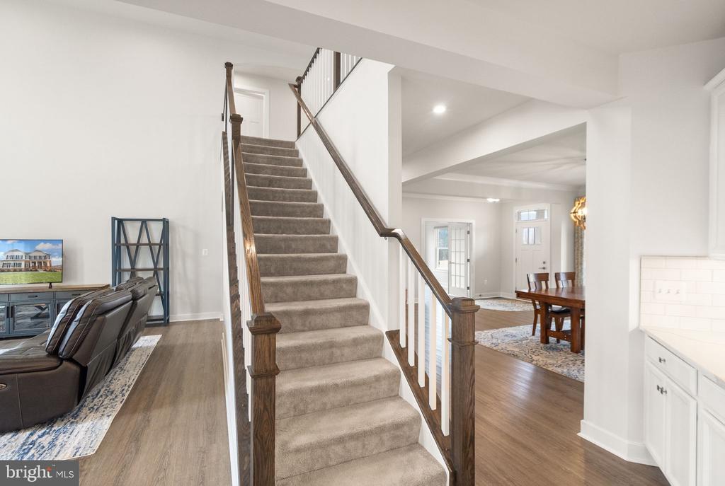 38305 Coralberry Pl