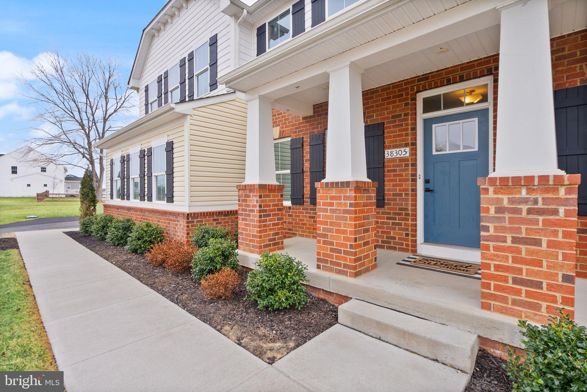 38305 Coralberry Pl