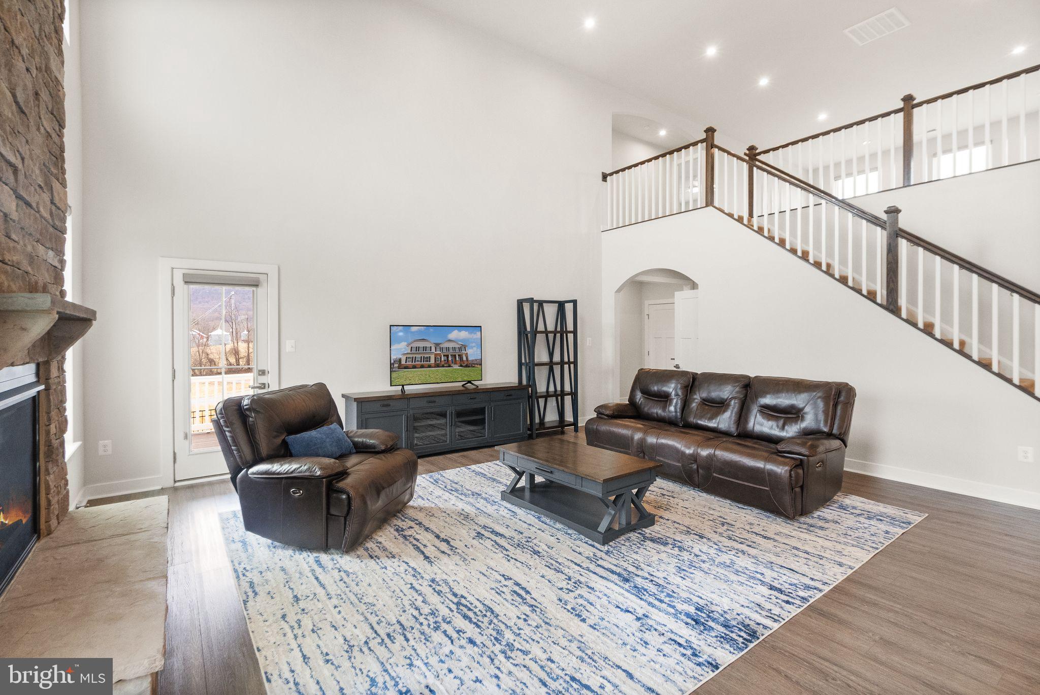 38305 Coralberry Pl