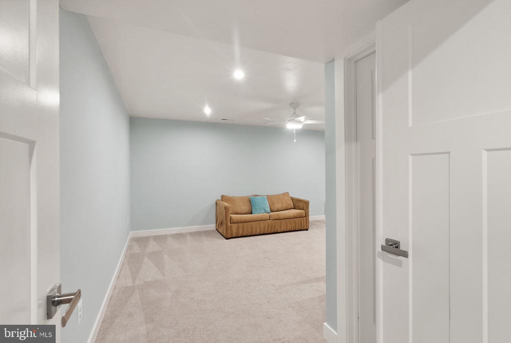 38305 Coralberry Pl