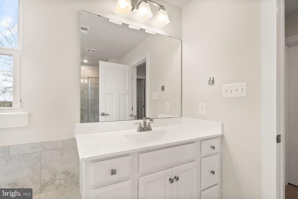 38305 Coralberry Pl