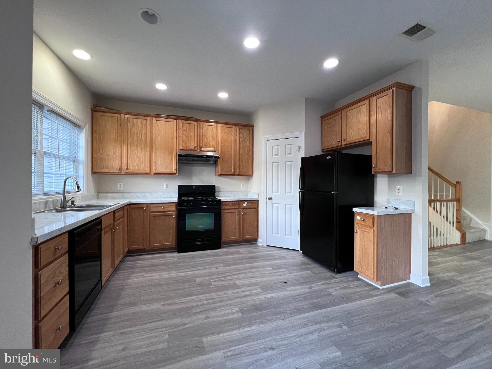 25513 OAK MEDLEY TER
