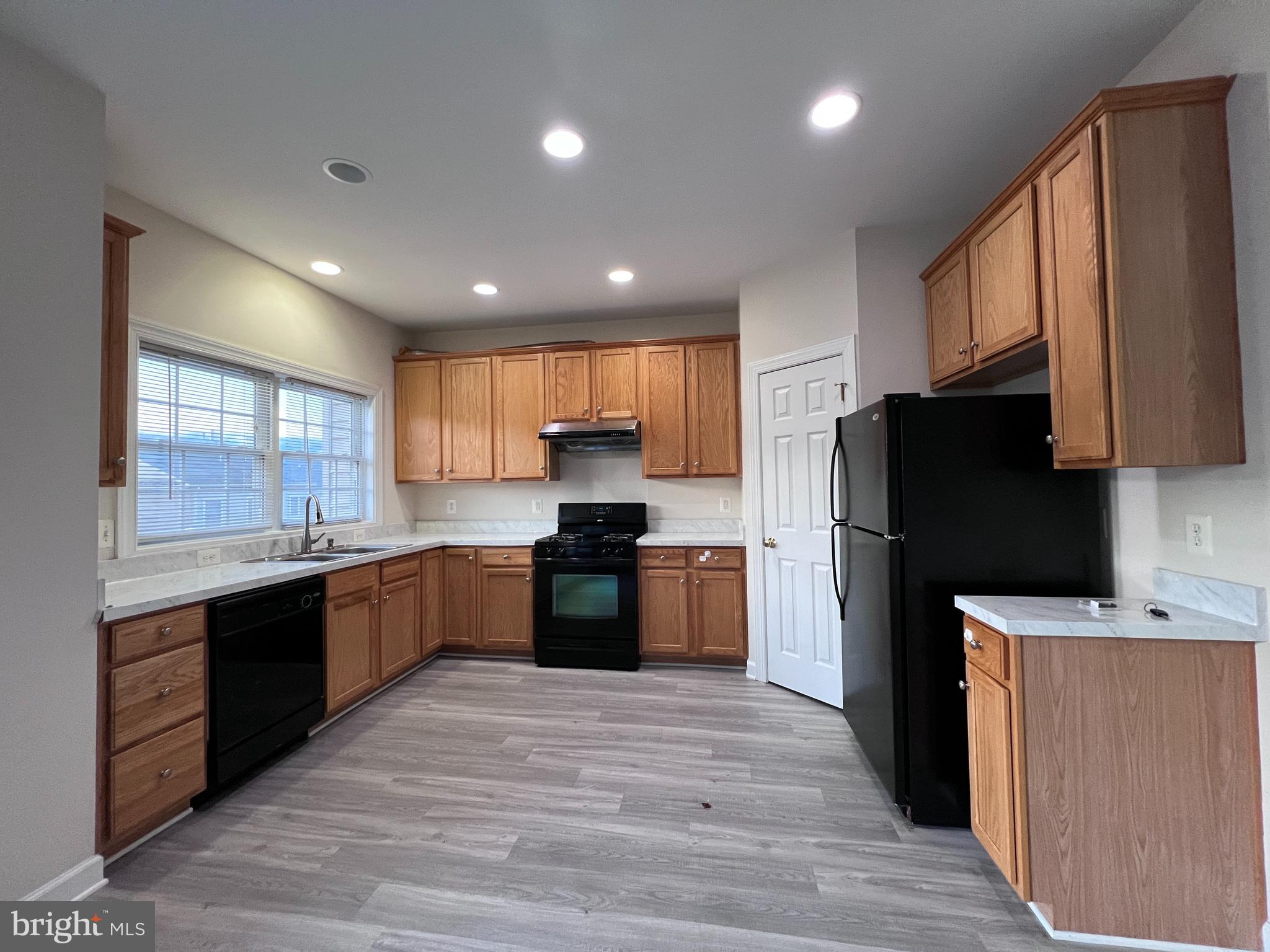 25513 OAK MEDLEY TER