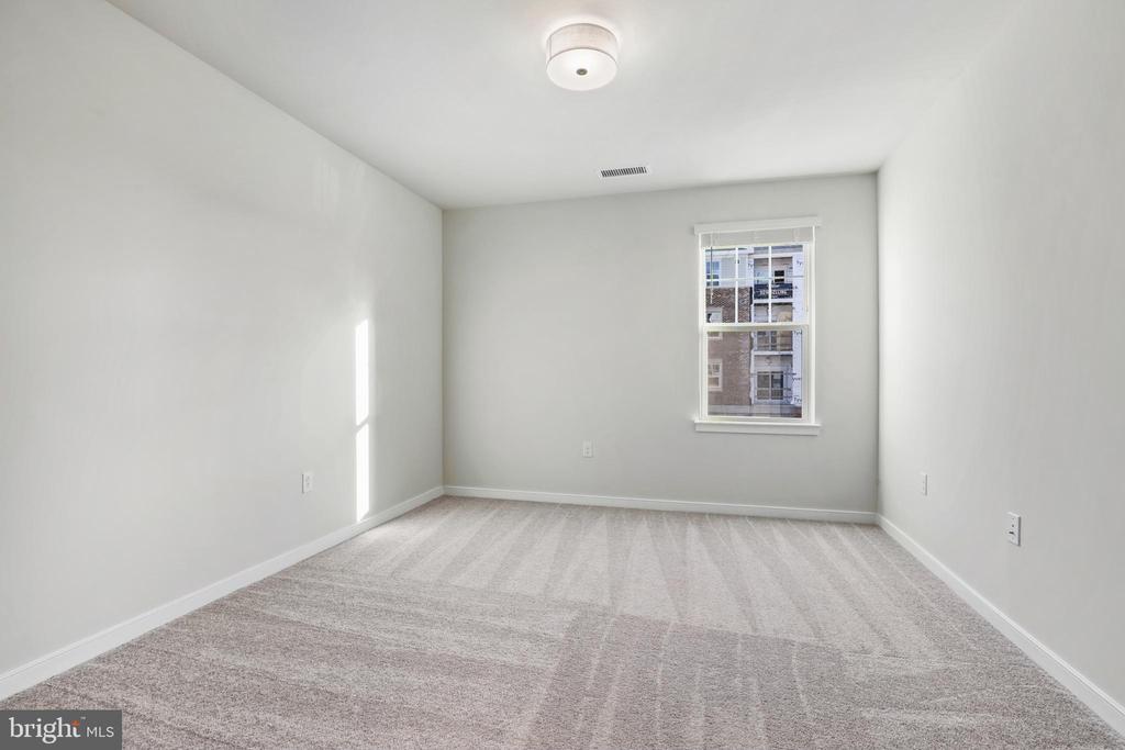 750 Mount Airy Ter NE #303