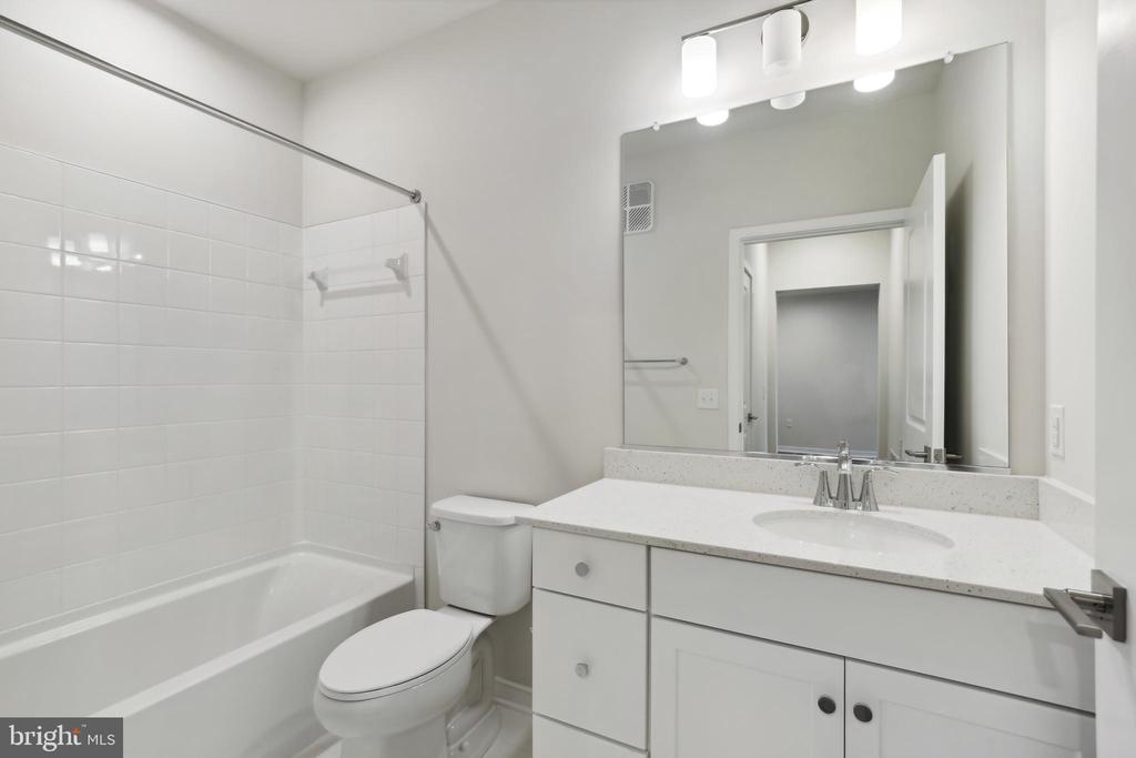 750 Mount Airy Ter NE #303