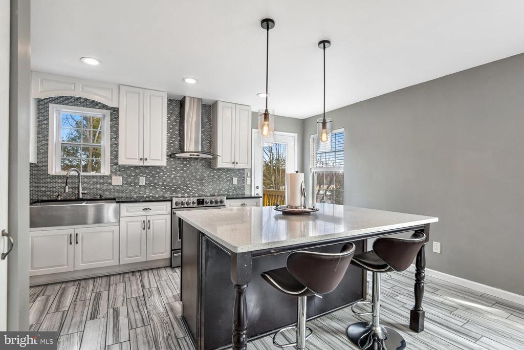 315 McDaniel Dr