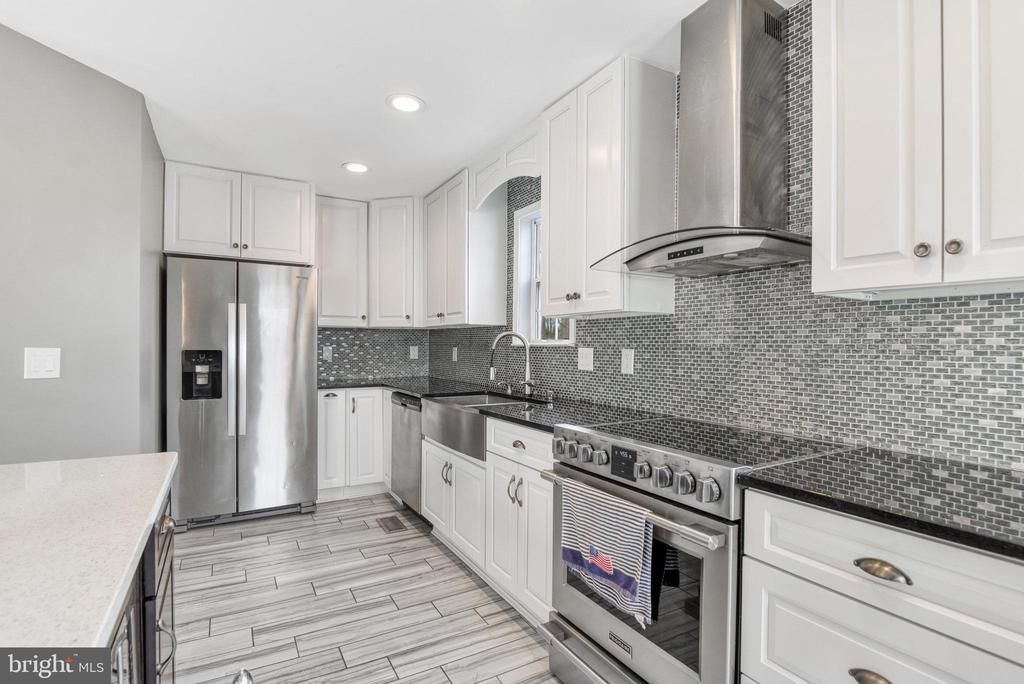 315 McDaniel Dr