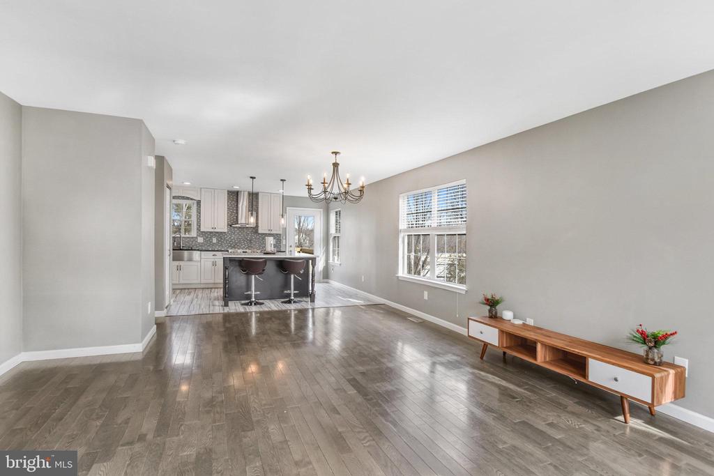 315 McDaniel Dr