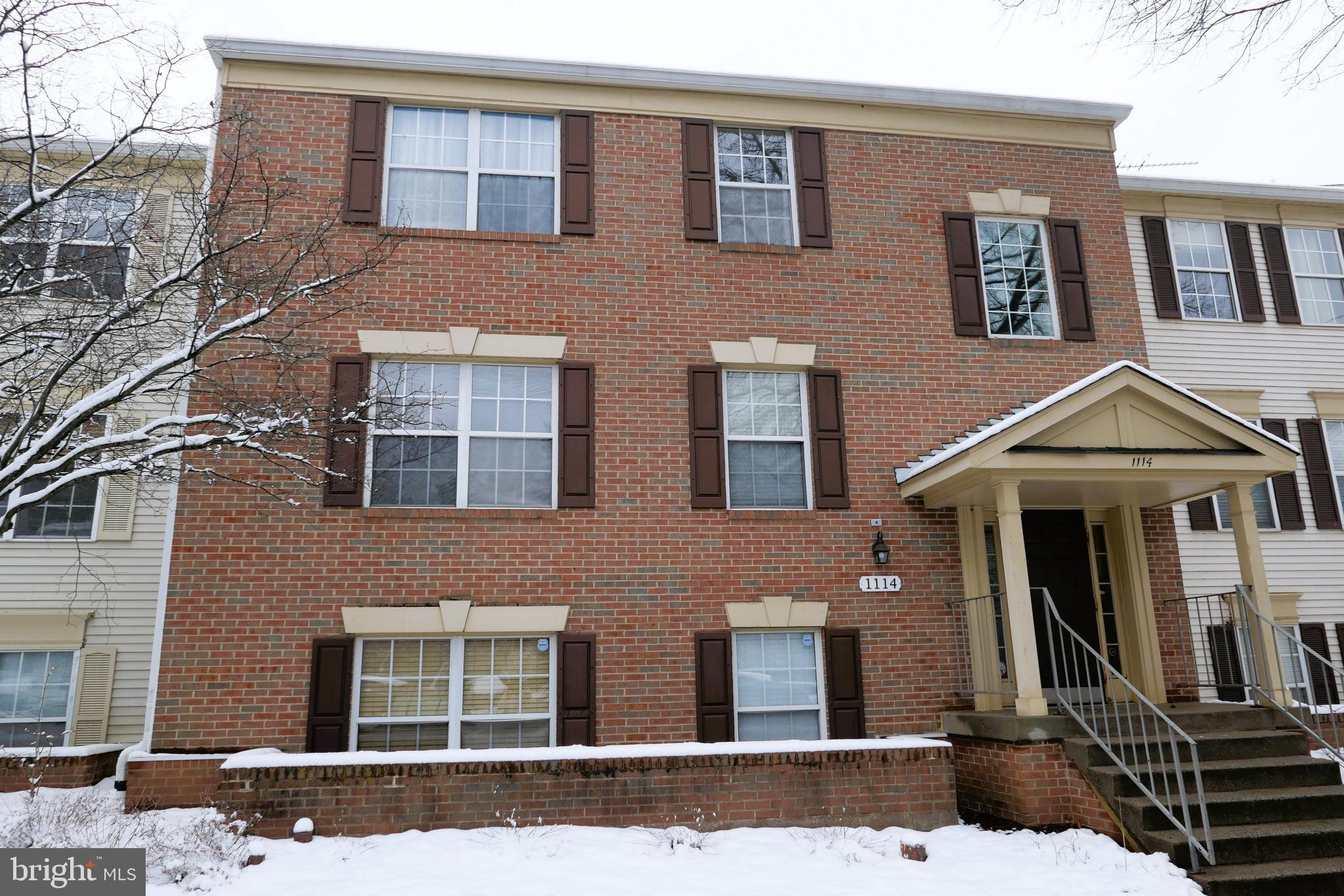 1114 Huntmaster Ter NE #301