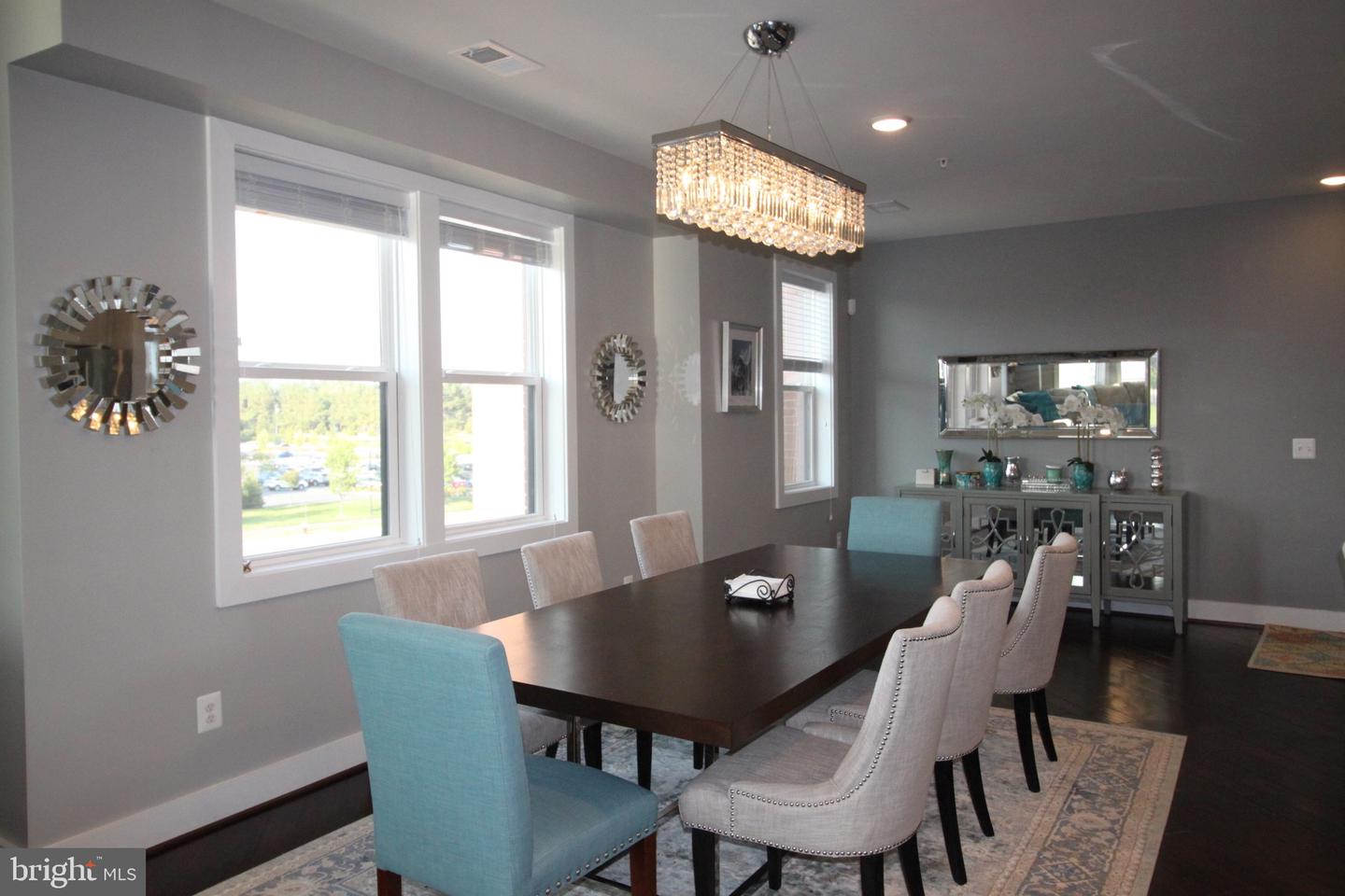 44738 TIVERTON SQ
