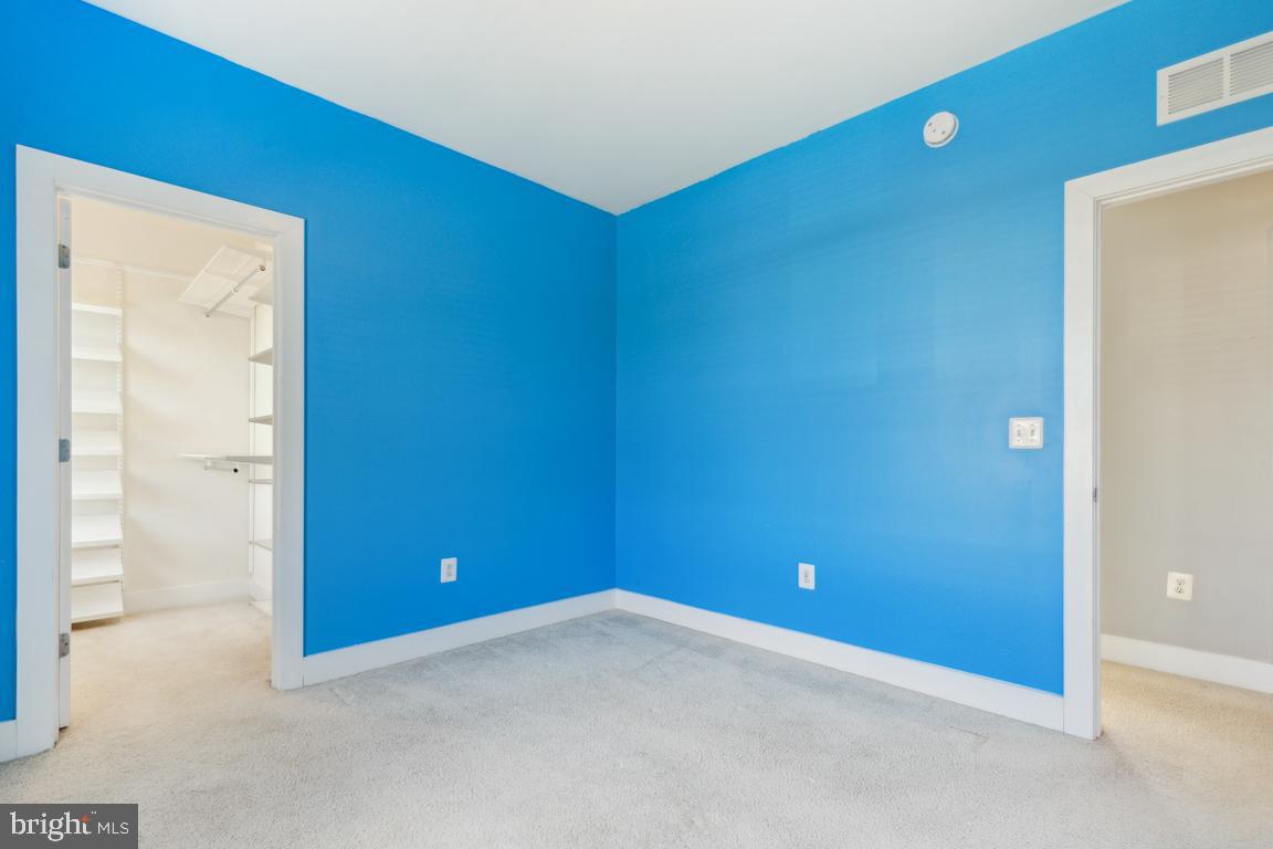 44738 TIVERTON SQ