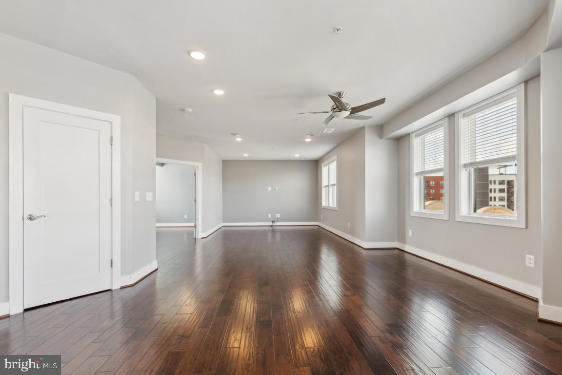 44738 TIVERTON SQ
