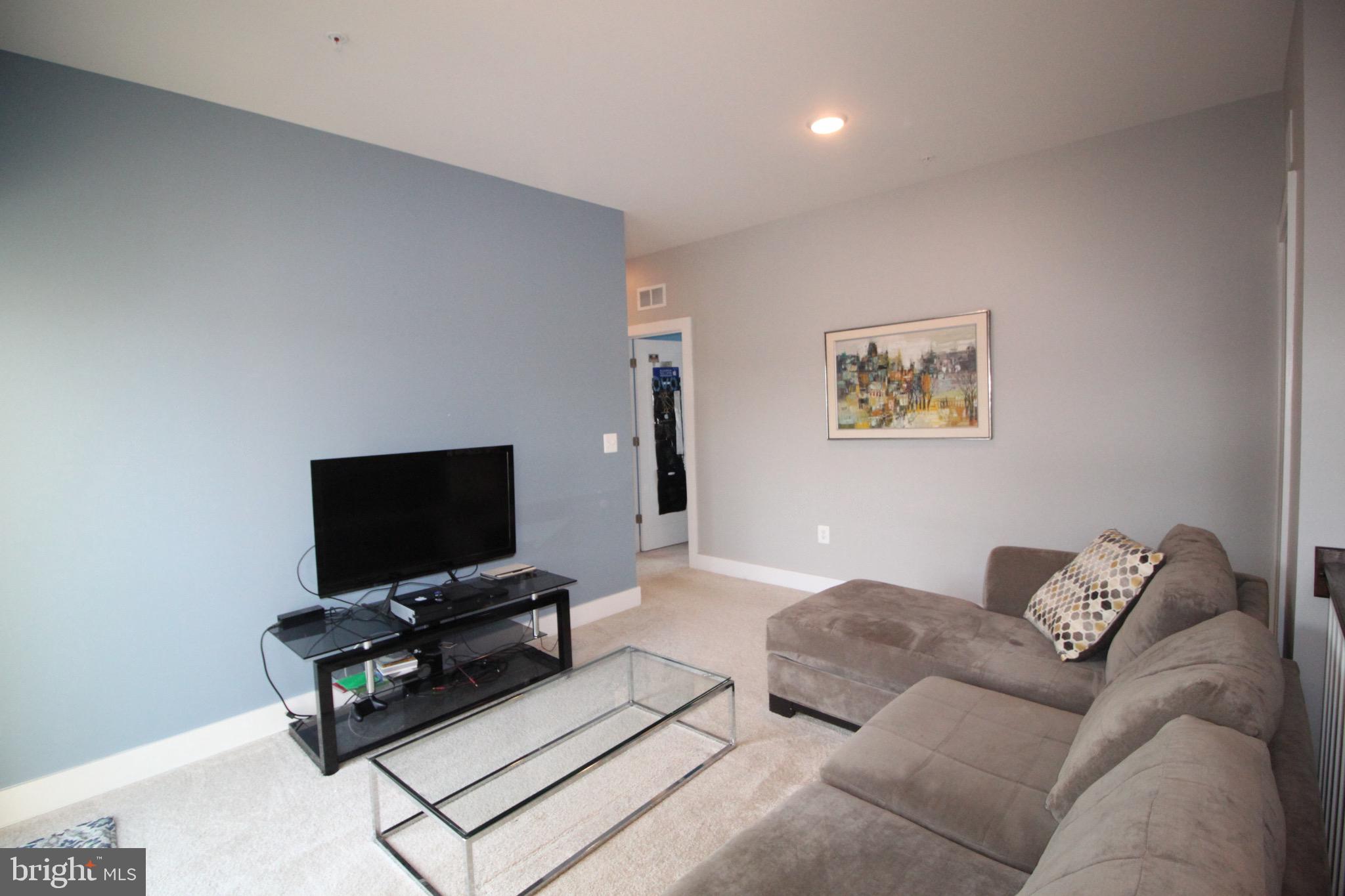 44738 TIVERTON SQ