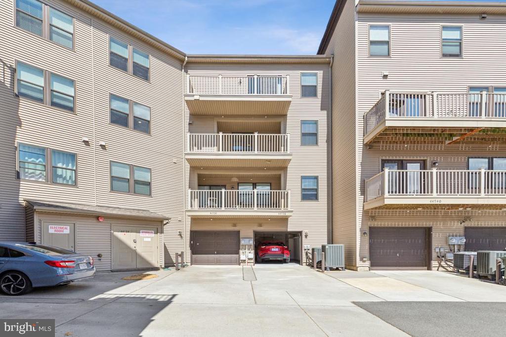 44738 TIVERTON SQ
