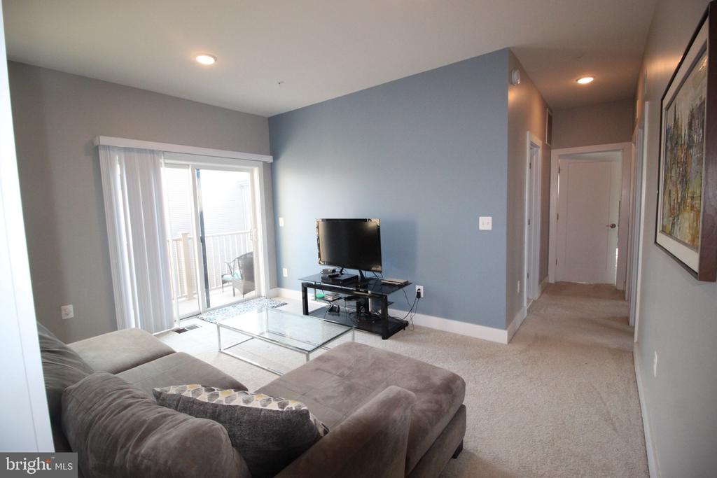 44738 TIVERTON SQ