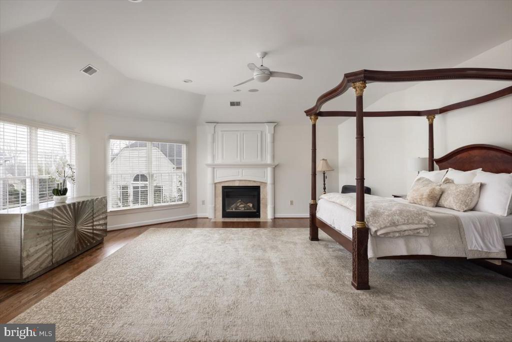20988 Nightshade Pl