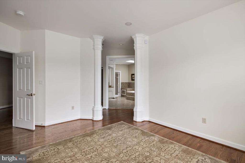 20988 Nightshade Pl