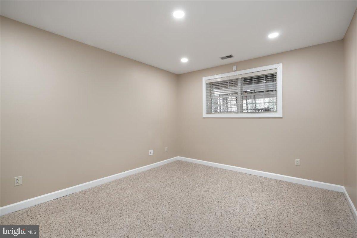 20988 Nightshade Pl