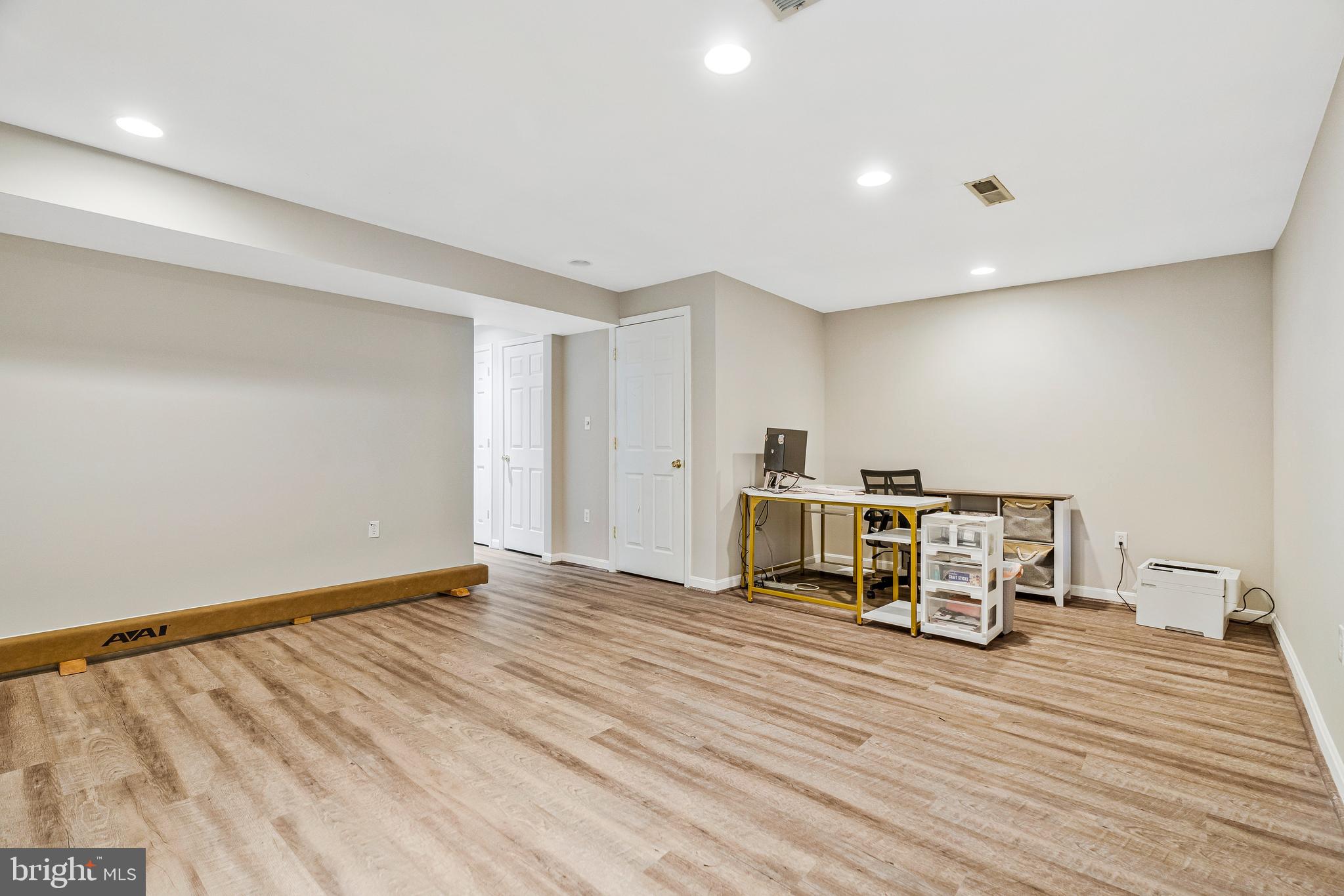 295 Chelmsford Ct