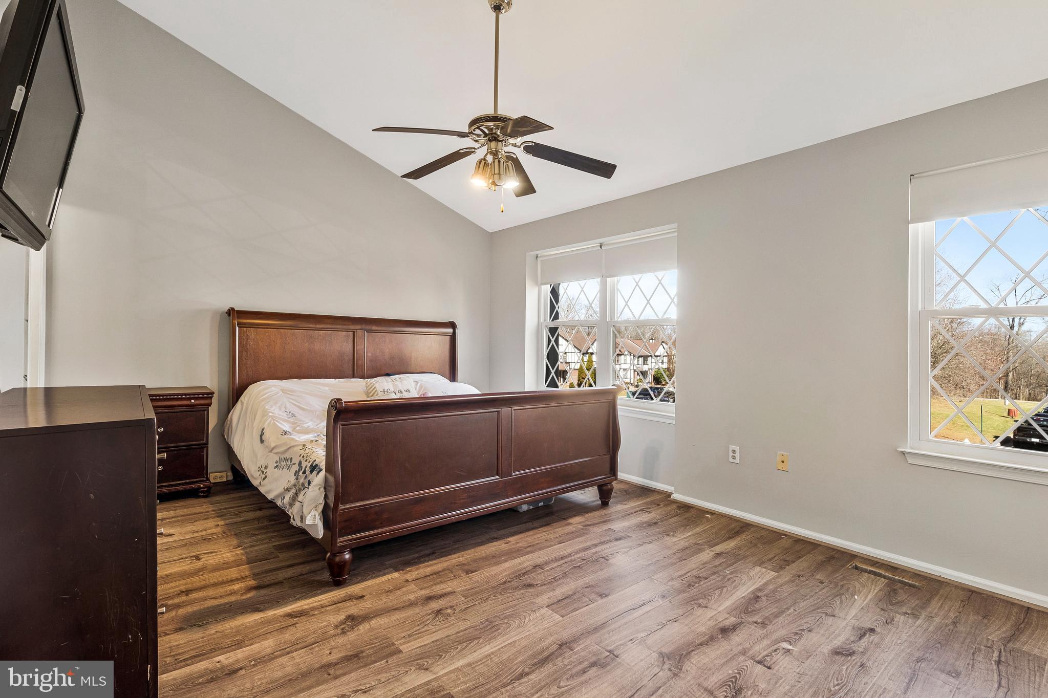 295 Chelmsford Ct