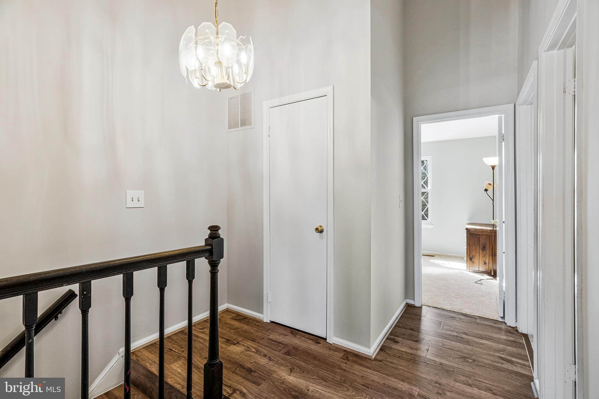 295 Chelmsford Ct