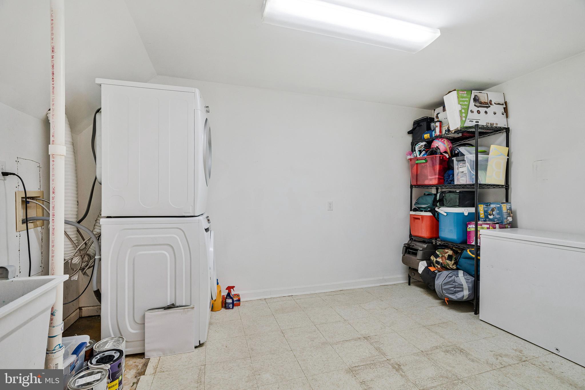 295 Chelmsford Ct