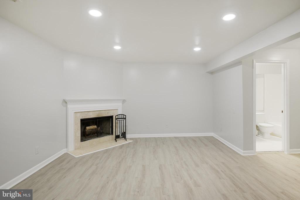 43473 Plantation Ter