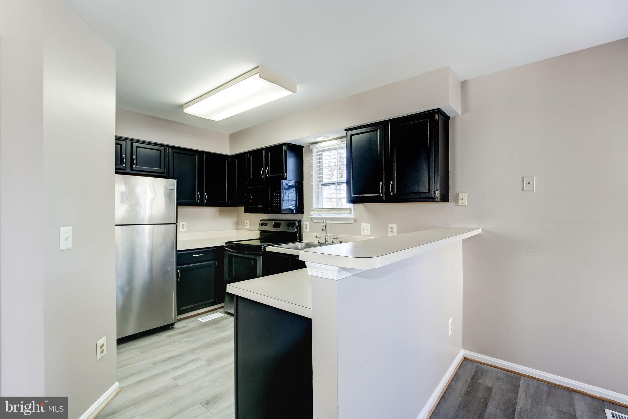 408 MCDANIEL DR