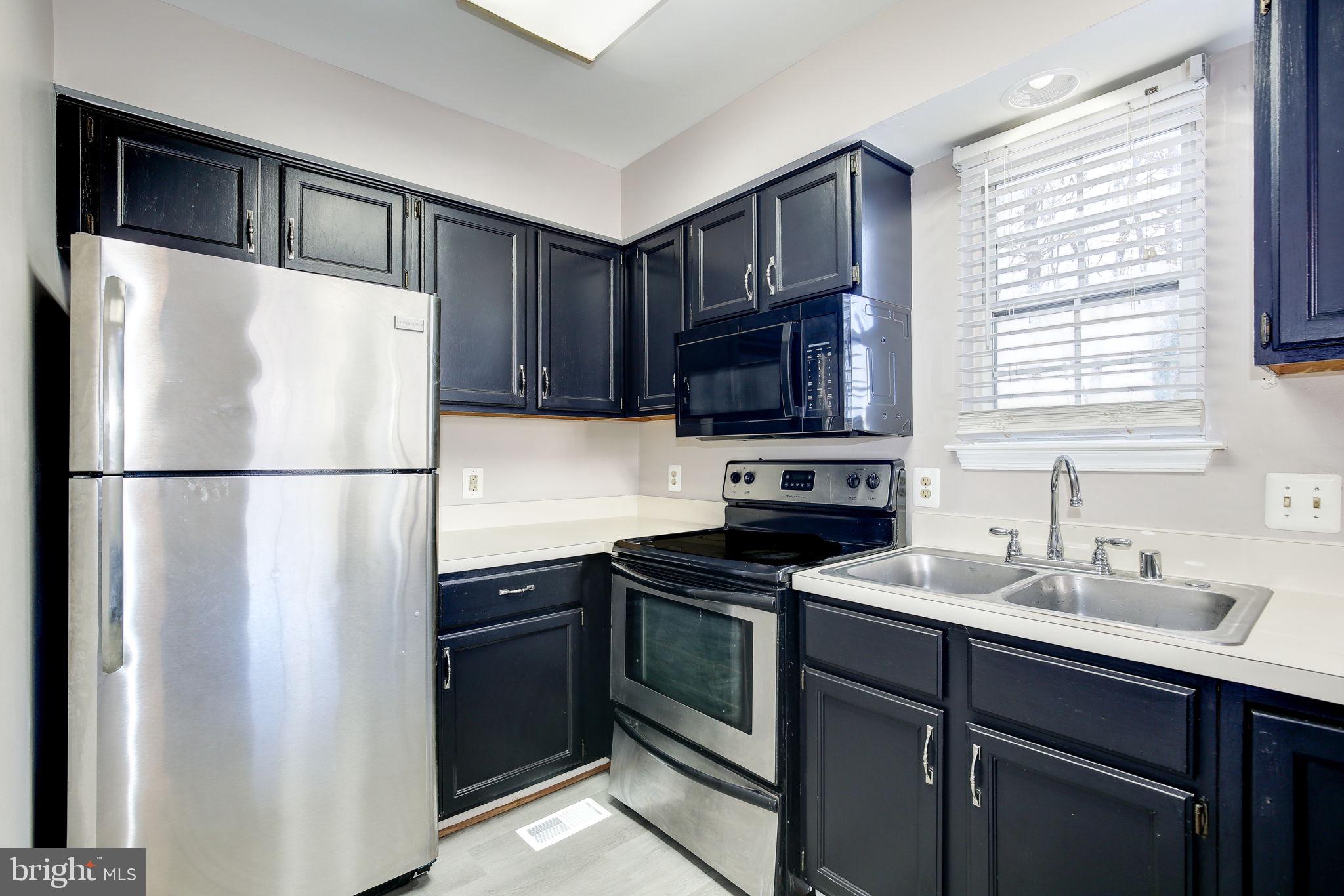 408 MCDANIEL DR