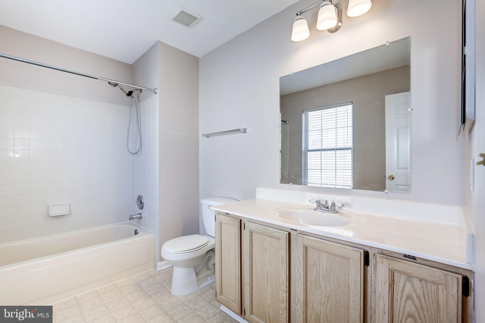 408 MCDANIEL DR