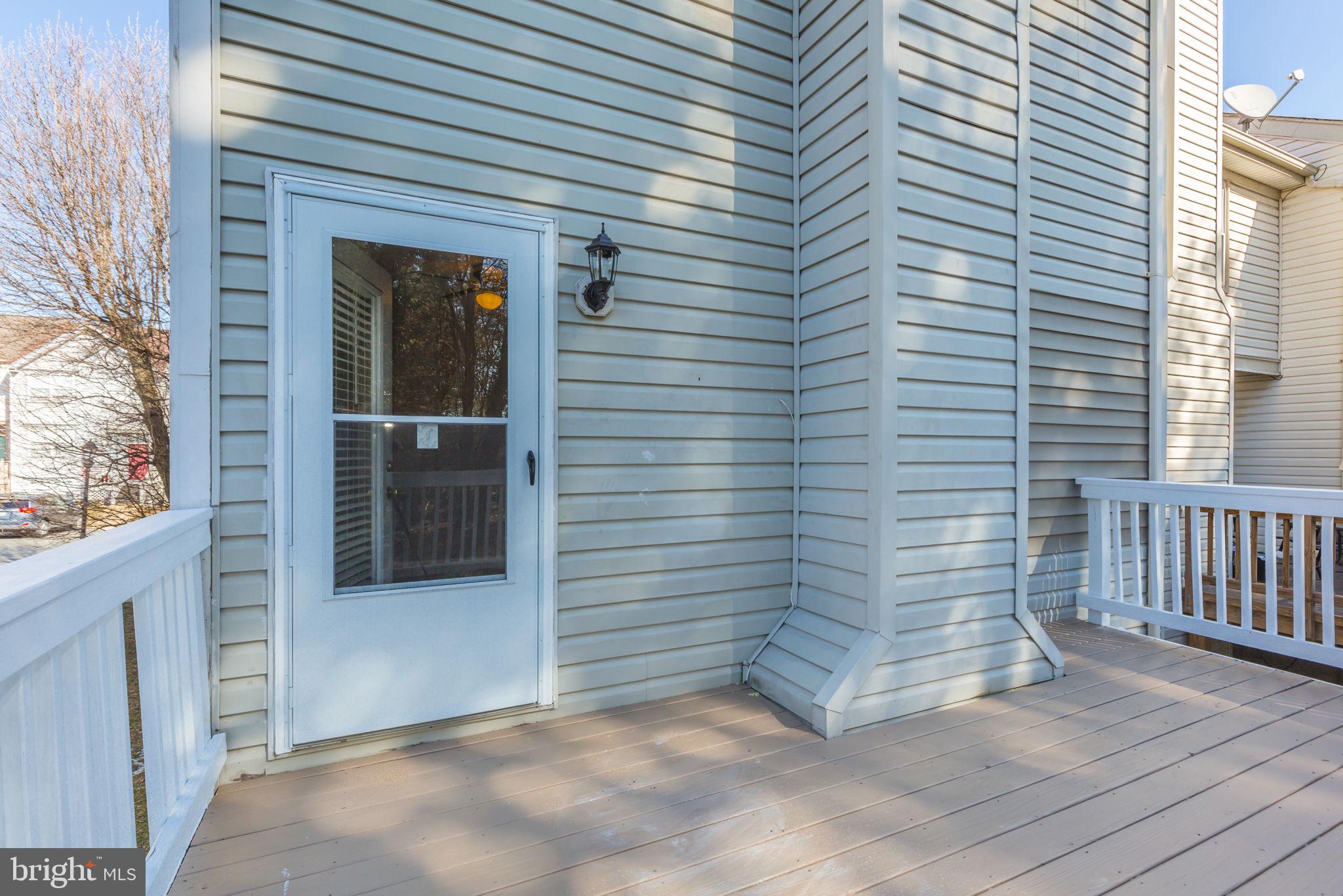 408 MCDANIEL DR