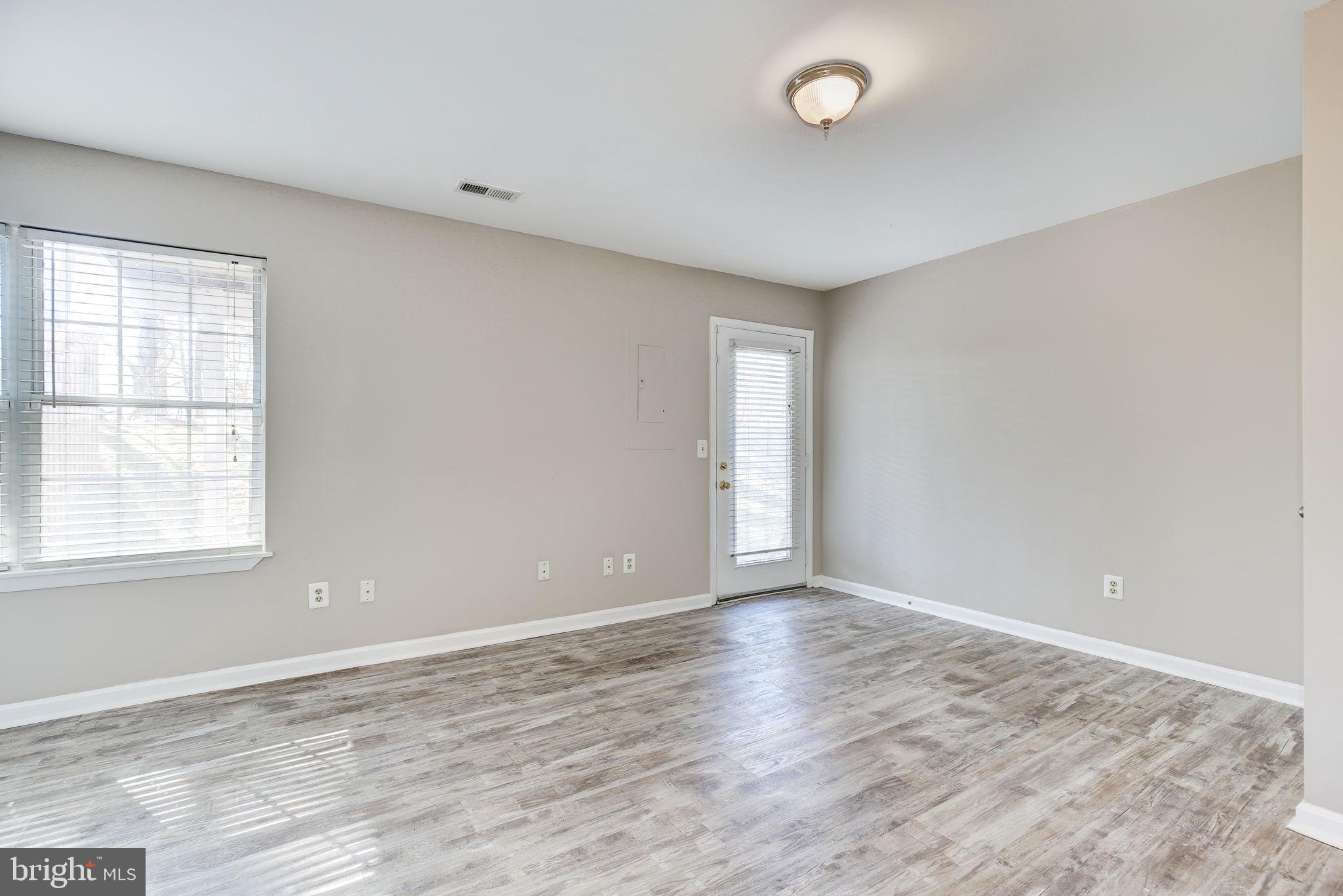408 MCDANIEL DR
