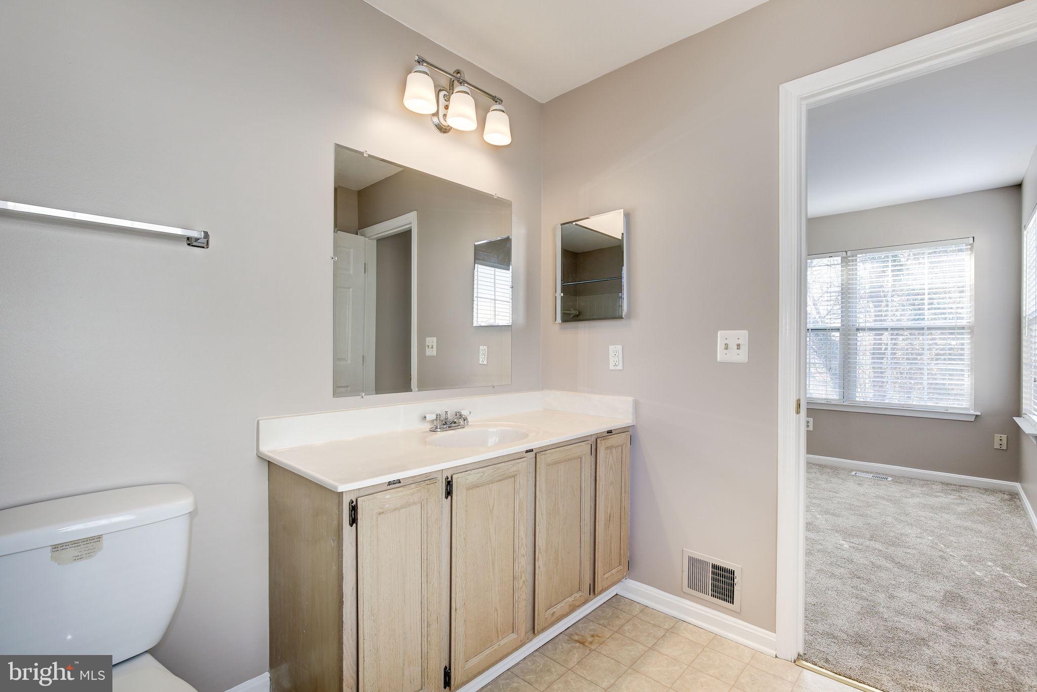 408 MCDANIEL DR