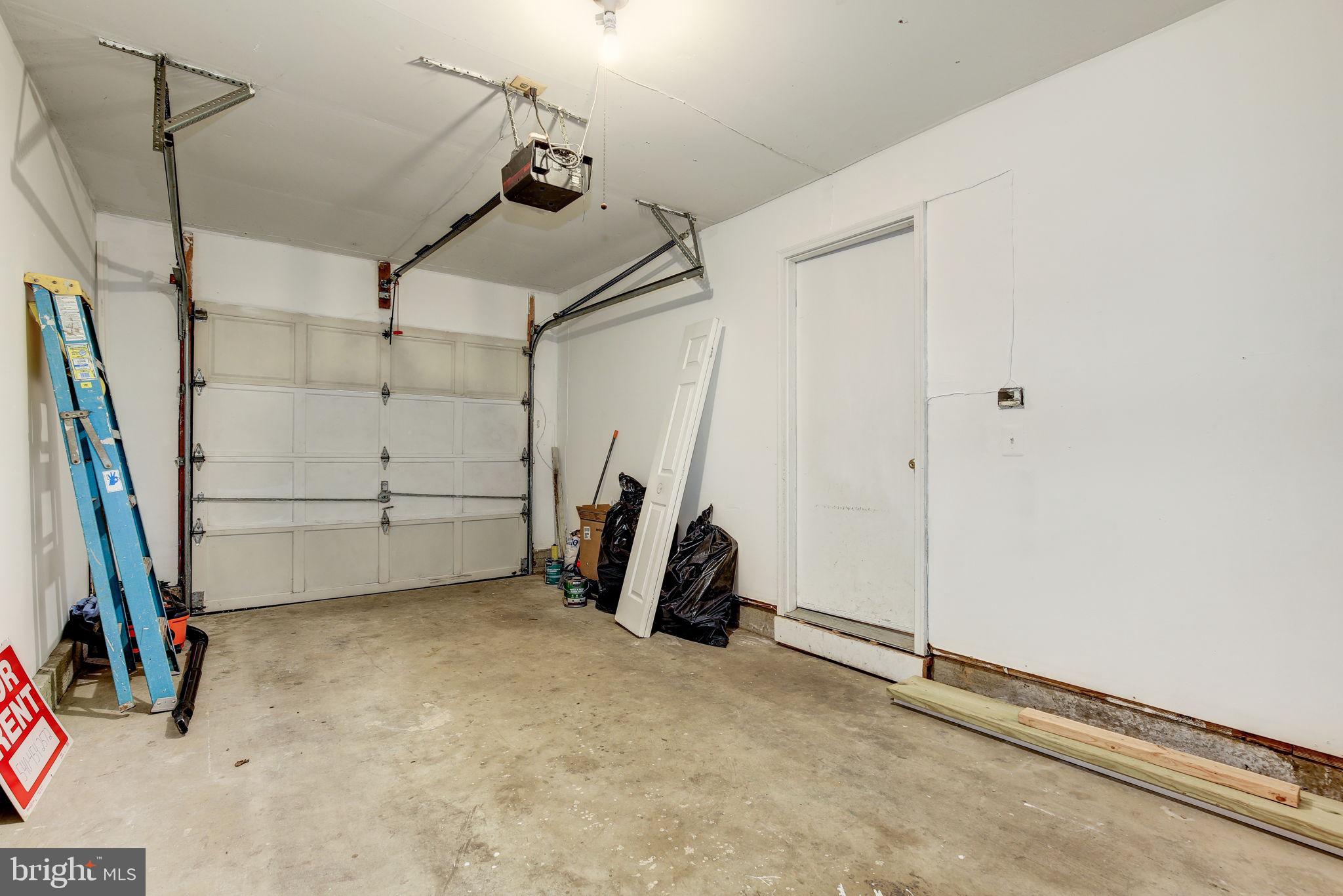 408 MCDANIEL DR