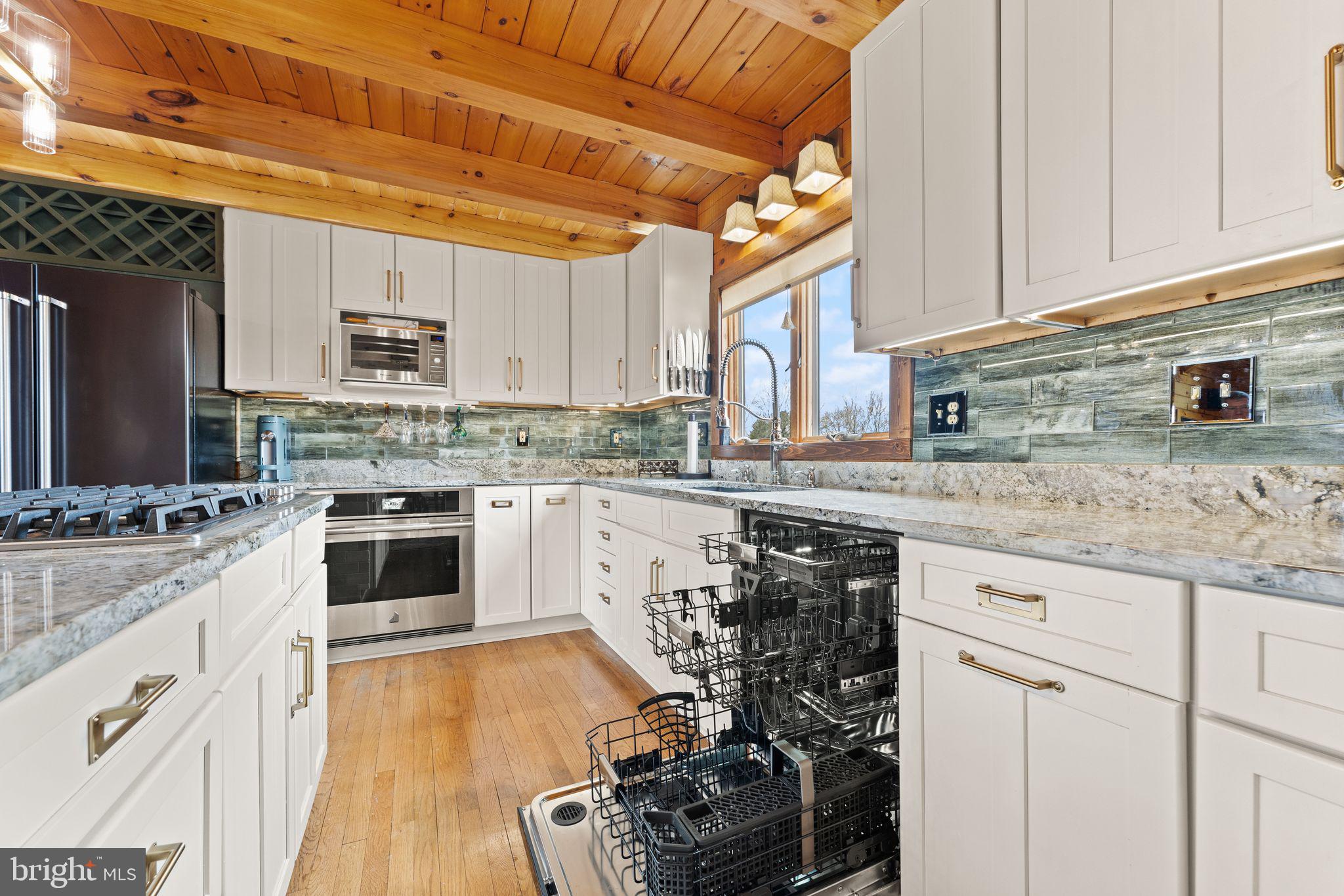 20233 Shelburne Glebe Rd