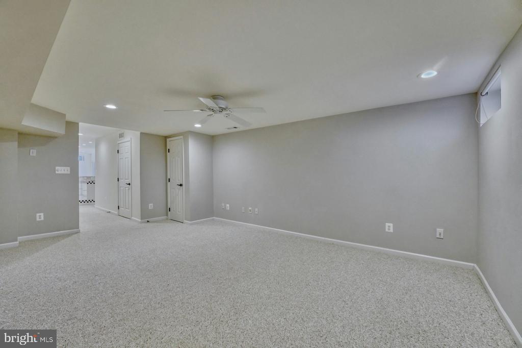 20767 Fenwick Dr
