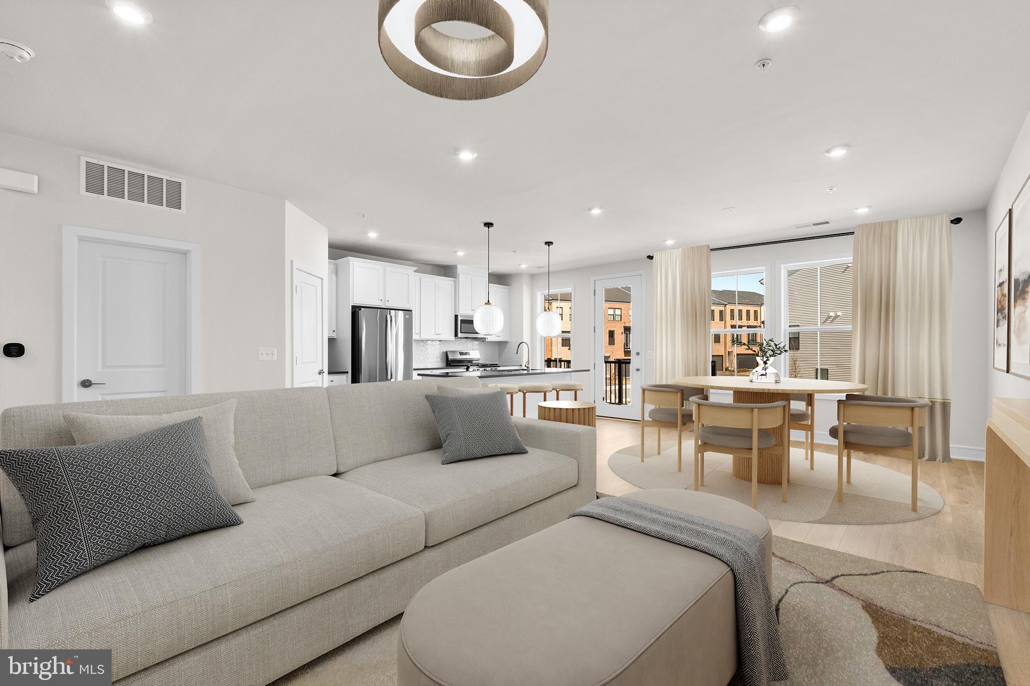 43328 Farringdon Sq
