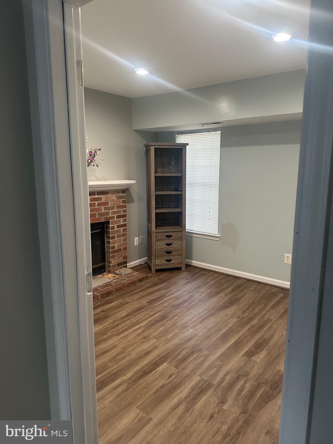 326 LANCASTER SQ #326