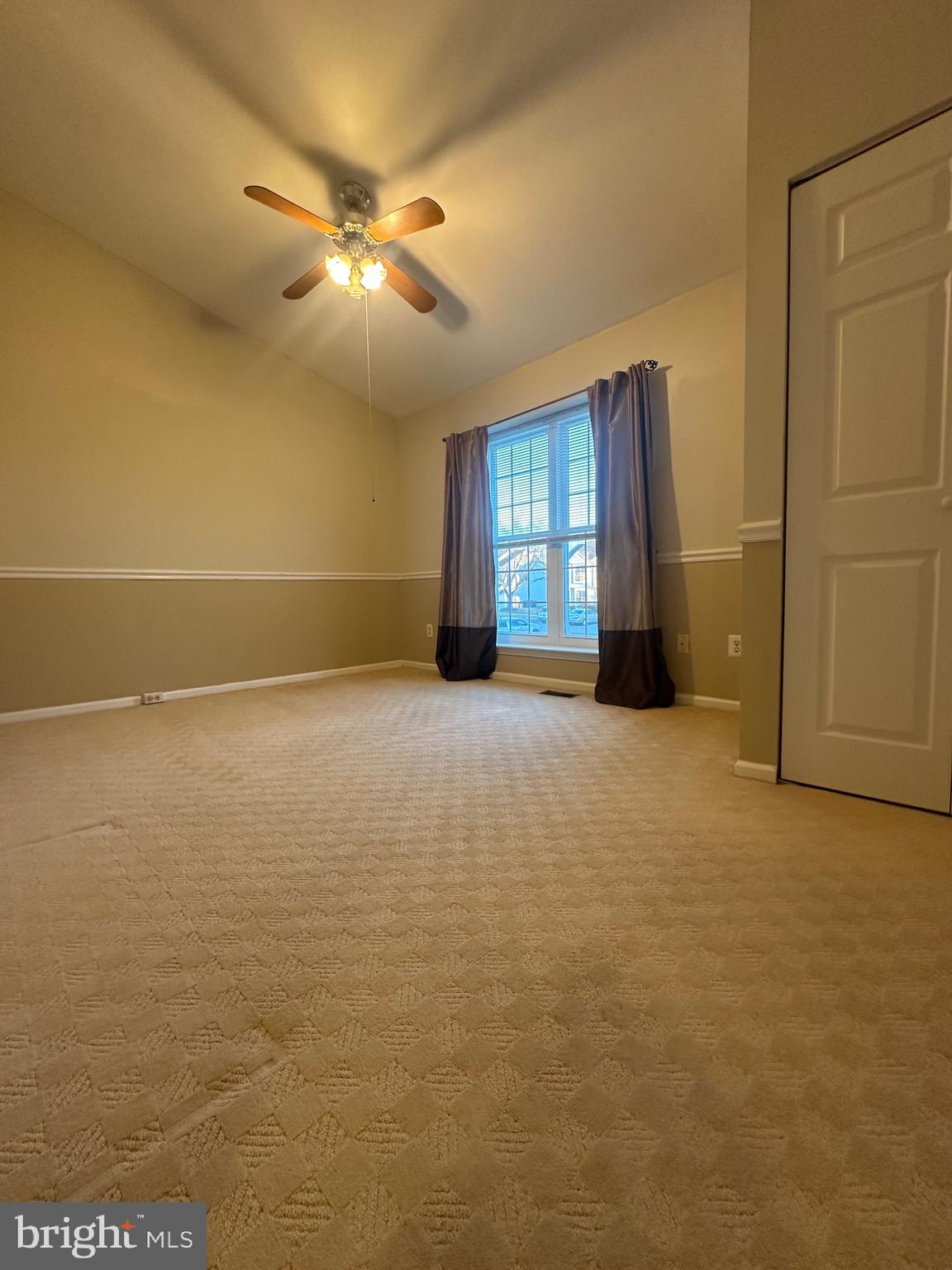 326 LANCASTER SQ #326