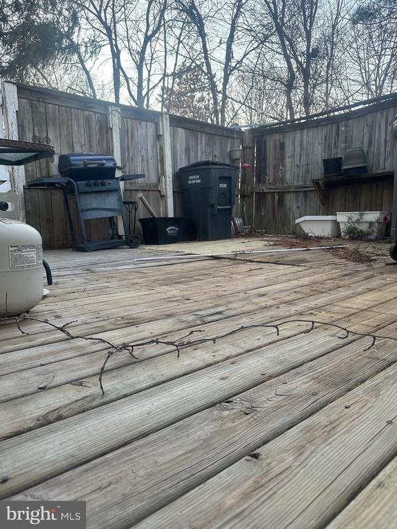 326 LANCASTER SQ #326