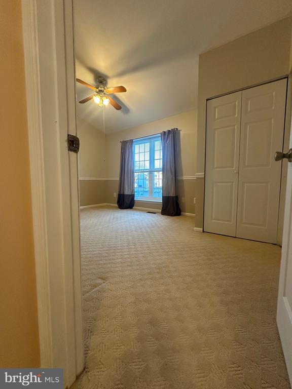 326 LANCASTER SQ #326