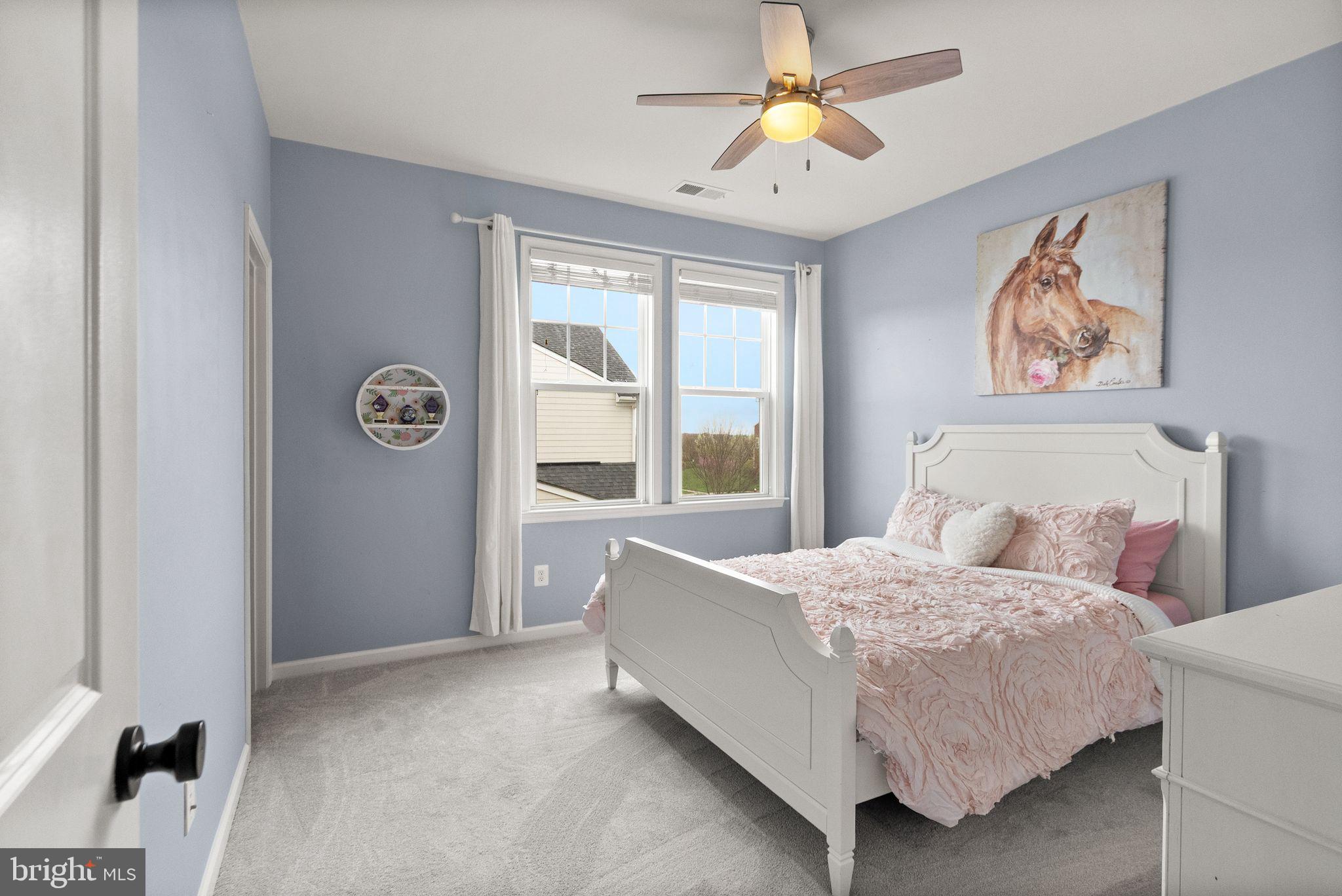 1004 Akan St SE