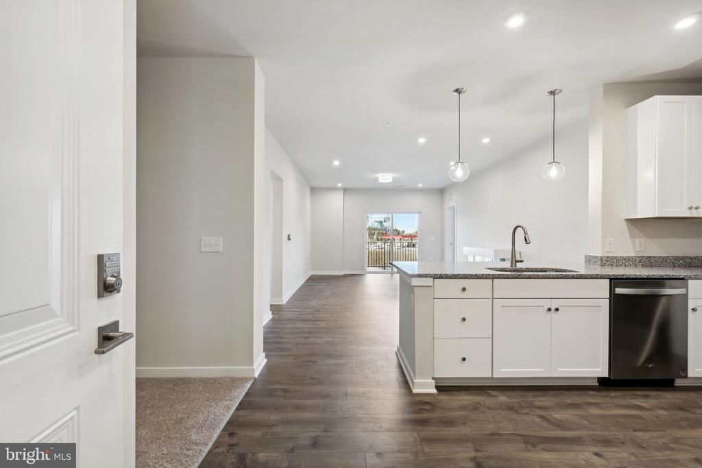 700 Mount Airy Ter NE #104