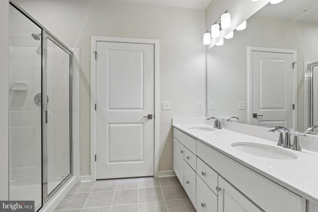 700 Mount Airy Ter NE #104