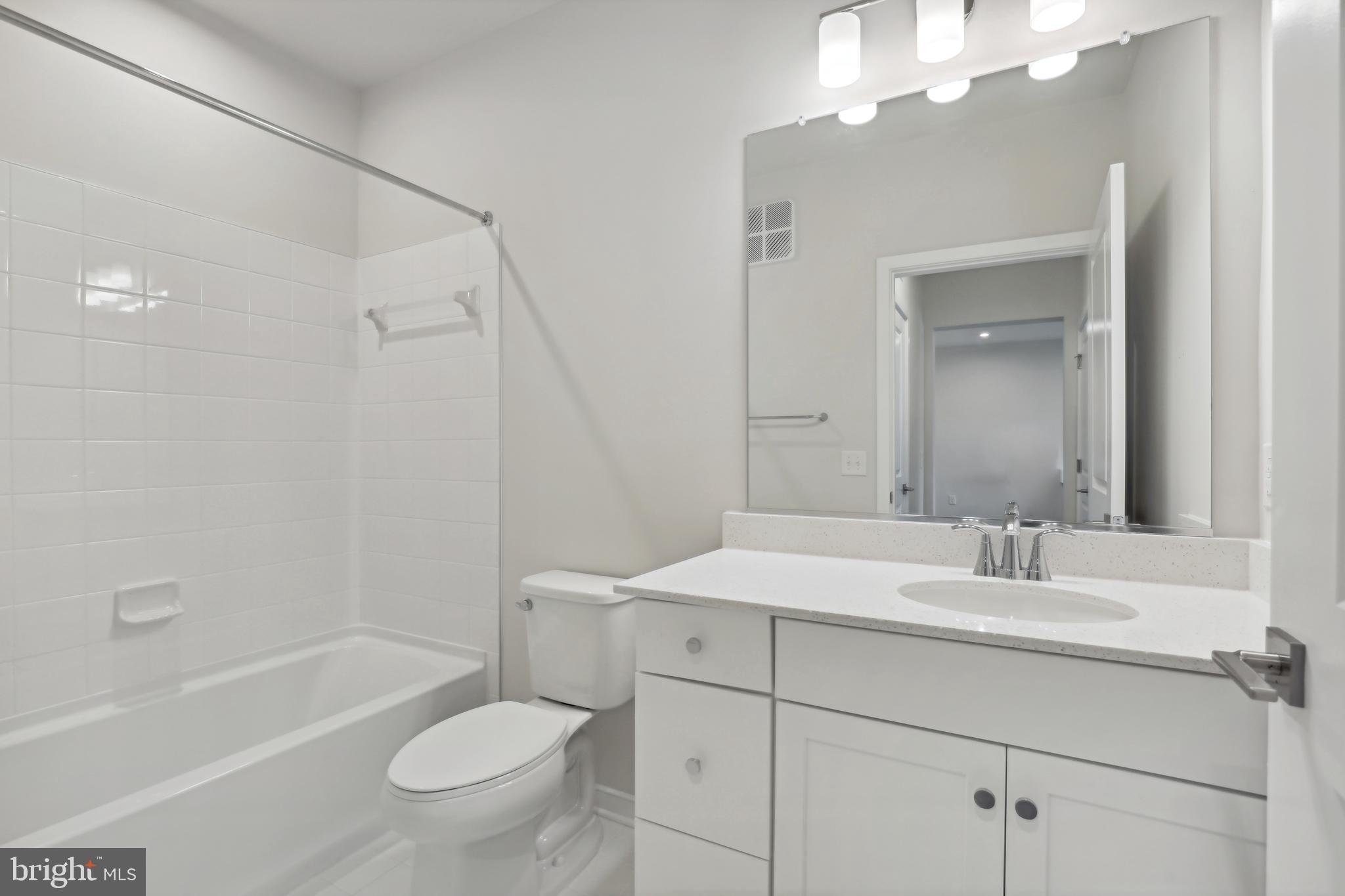 700 Mount Airy Ter NE #104
