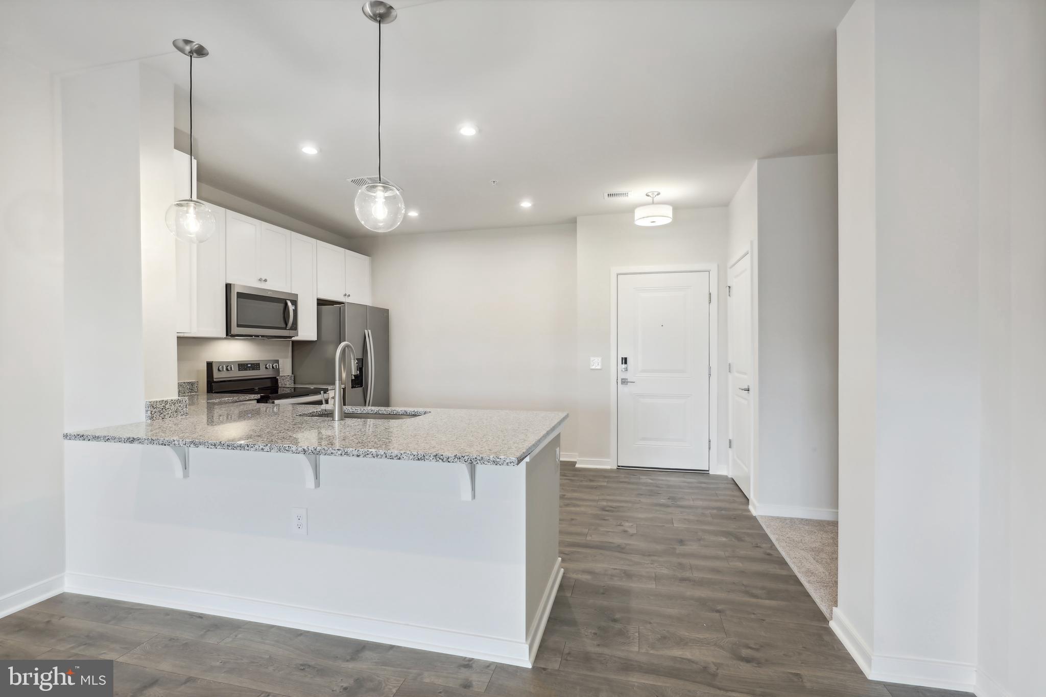 700 Mount Airy Ter NE #104