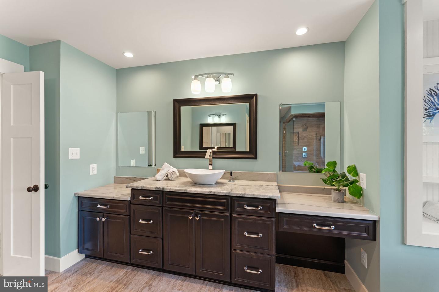 36976 Walnut Park Ln