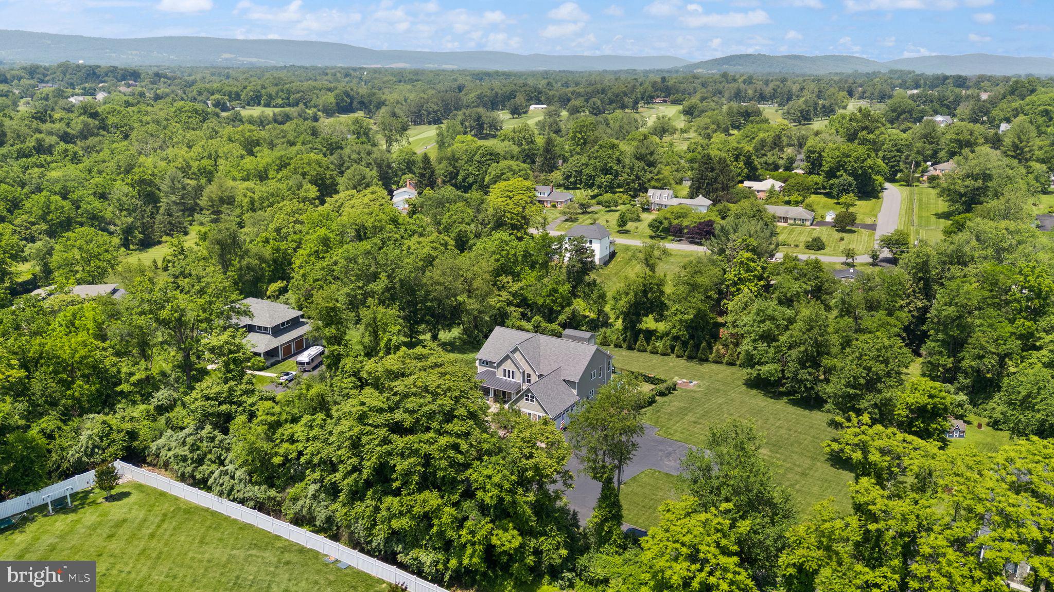 36976 Walnut Park Ln